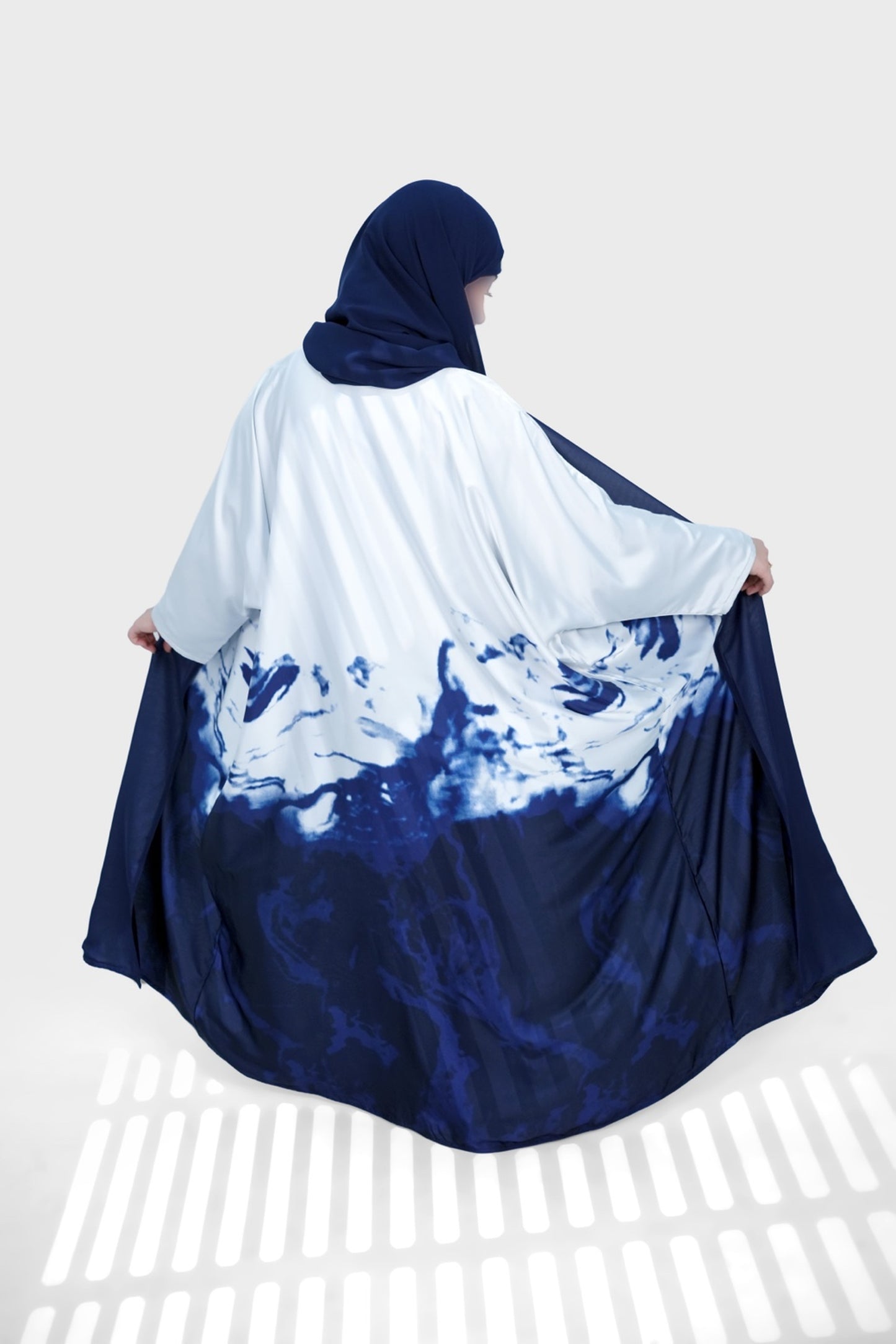 ' Wave Blue ' Abaya